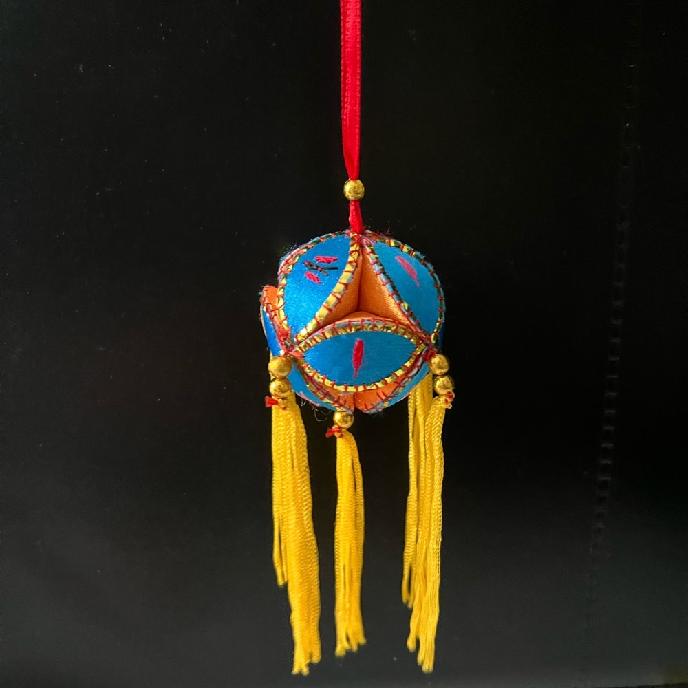 handmade ornaments - Picture 3 of 4